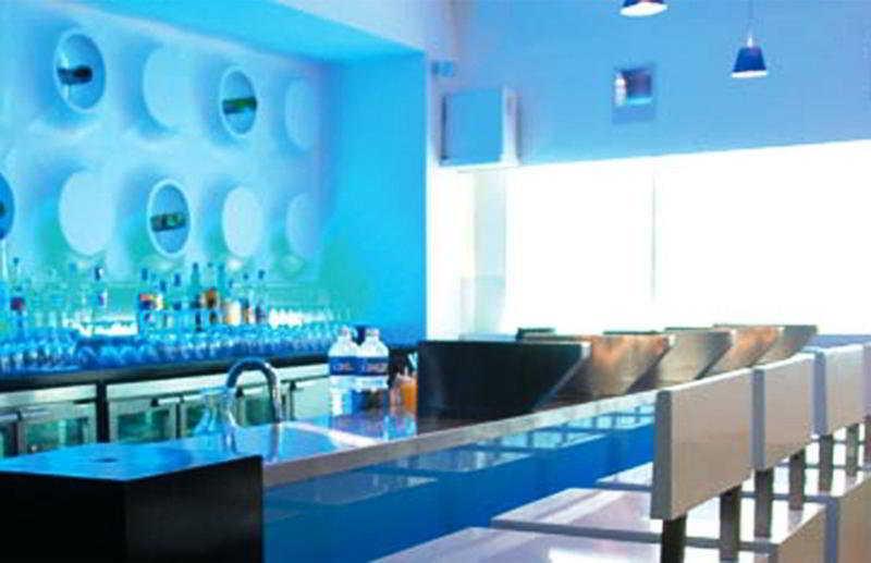 The Hans, New Delhi